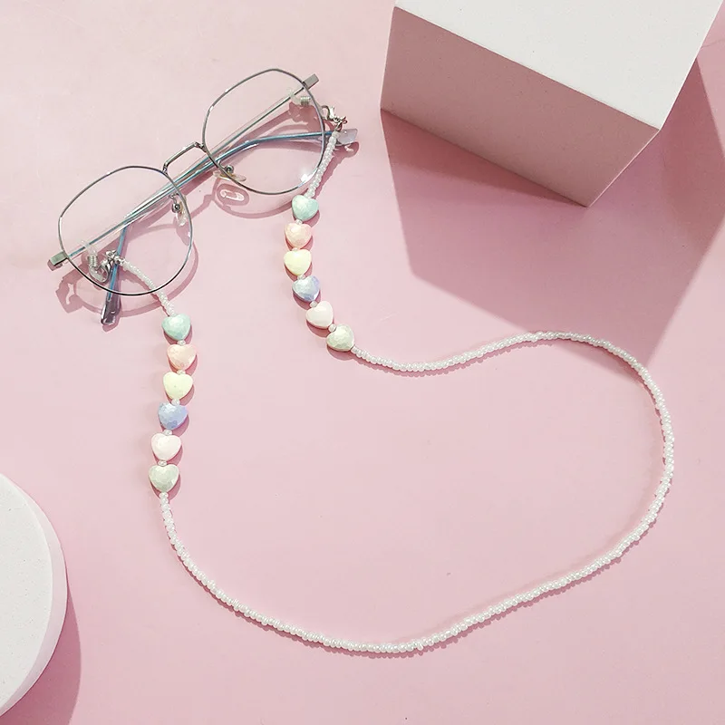 Fashion Peach Heart Charm Anti Slip Mask Holder Neck Rope Colorful Love Pearl Beaded Glasses Chain Lanyard Jewelry for Women's