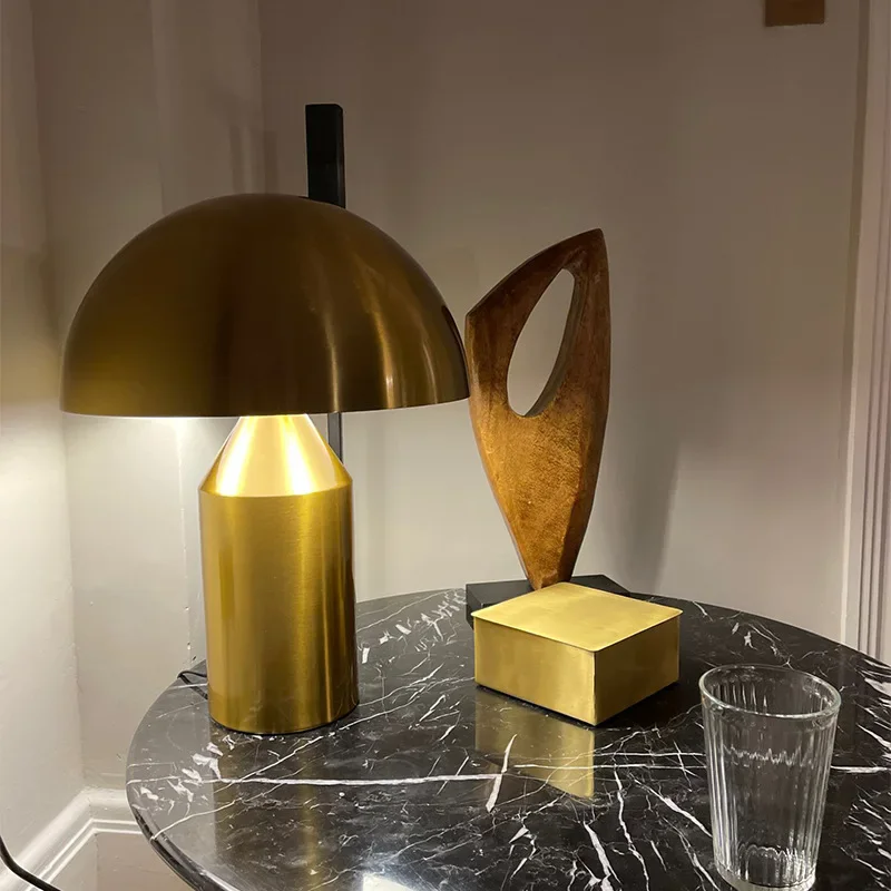 Modern Bedroom Decoration Mushroom Table Lamp Plating Iron Body LED Plug In Desk Lights Cafe Bar Hotel Table Lustres With Switch 4