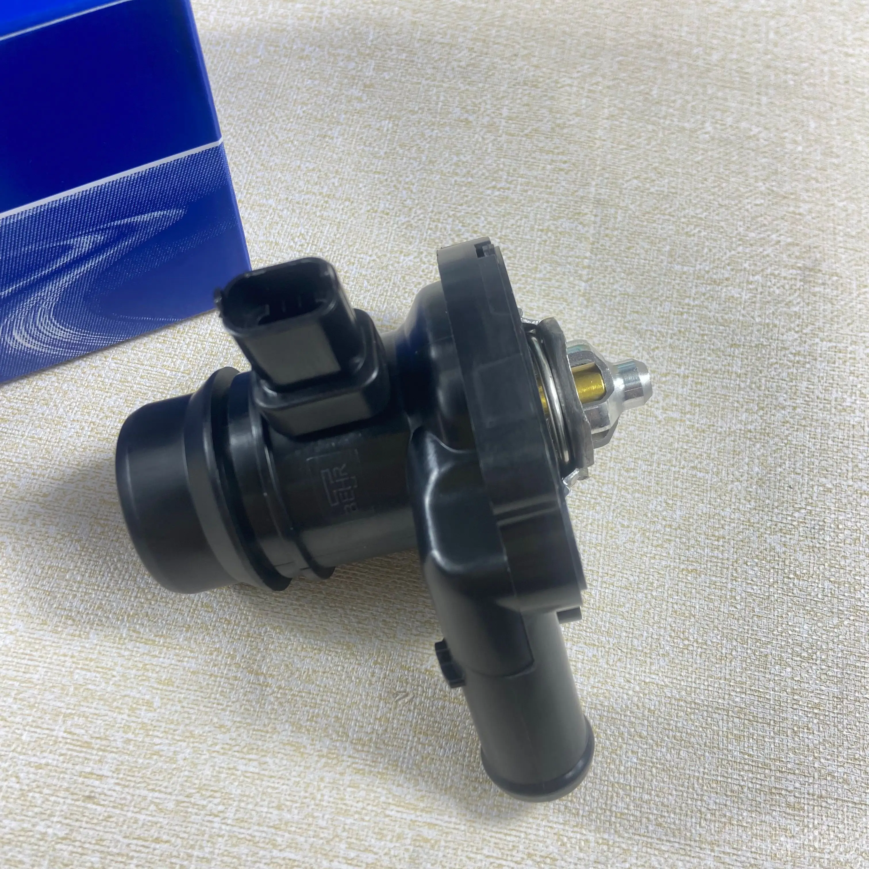 Engine Coolant Housing Thermostat For Chevrolet Cruze Orlando Opel Vauxhall Zafira 55593034