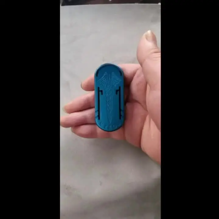 ZDEDCメイク音叉フィジェットスライダー チタン合金プッシュスライダー