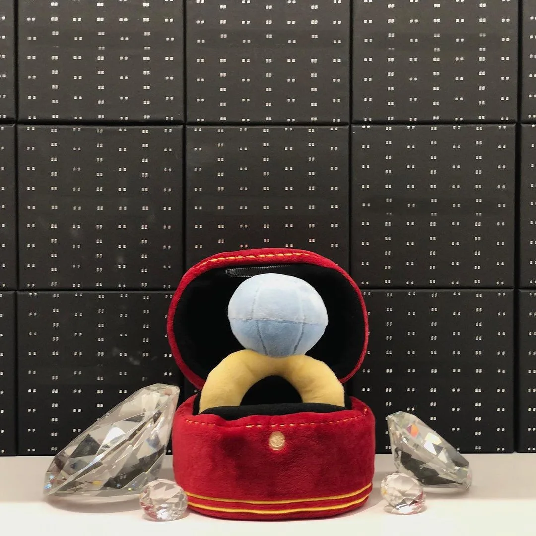 

Креативная коробка-кольцо, плюшевая игрушка, любовь, бриллиантовое кольцо, чехол, мягкая кукла, жевательная игрушка для домашних животных, игрушки для жевания, щенки, милая мягкая собака, игрушки с горьким интересом