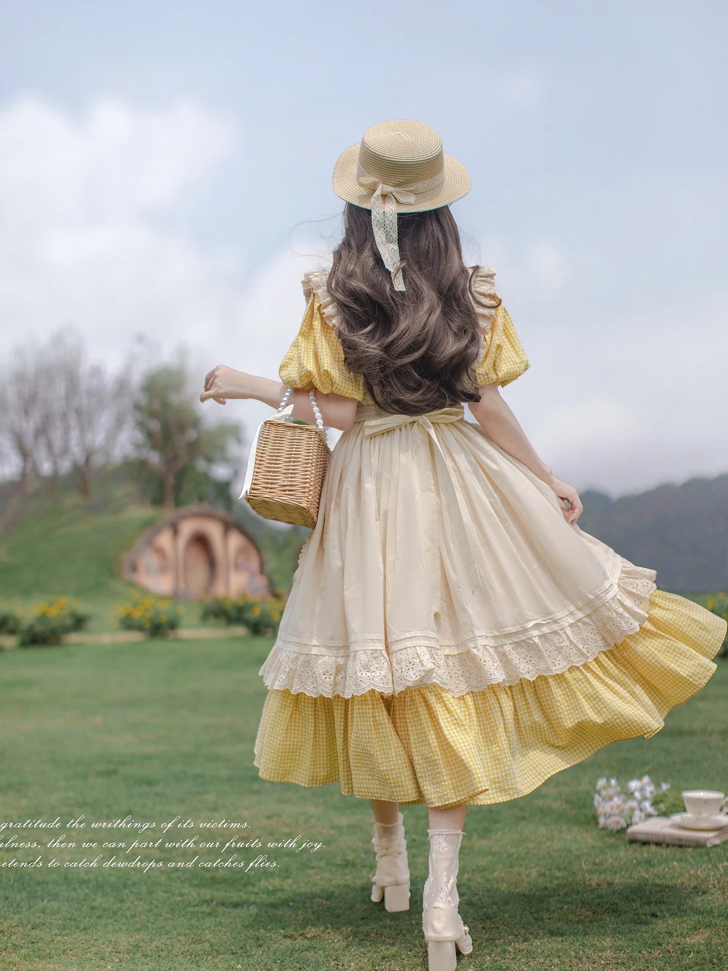 Harajuk Original French Retro Dress Looks Slim White Sweet And Elegant Lolita Tea Party Kawaii Girl Overskirt Birthday Party