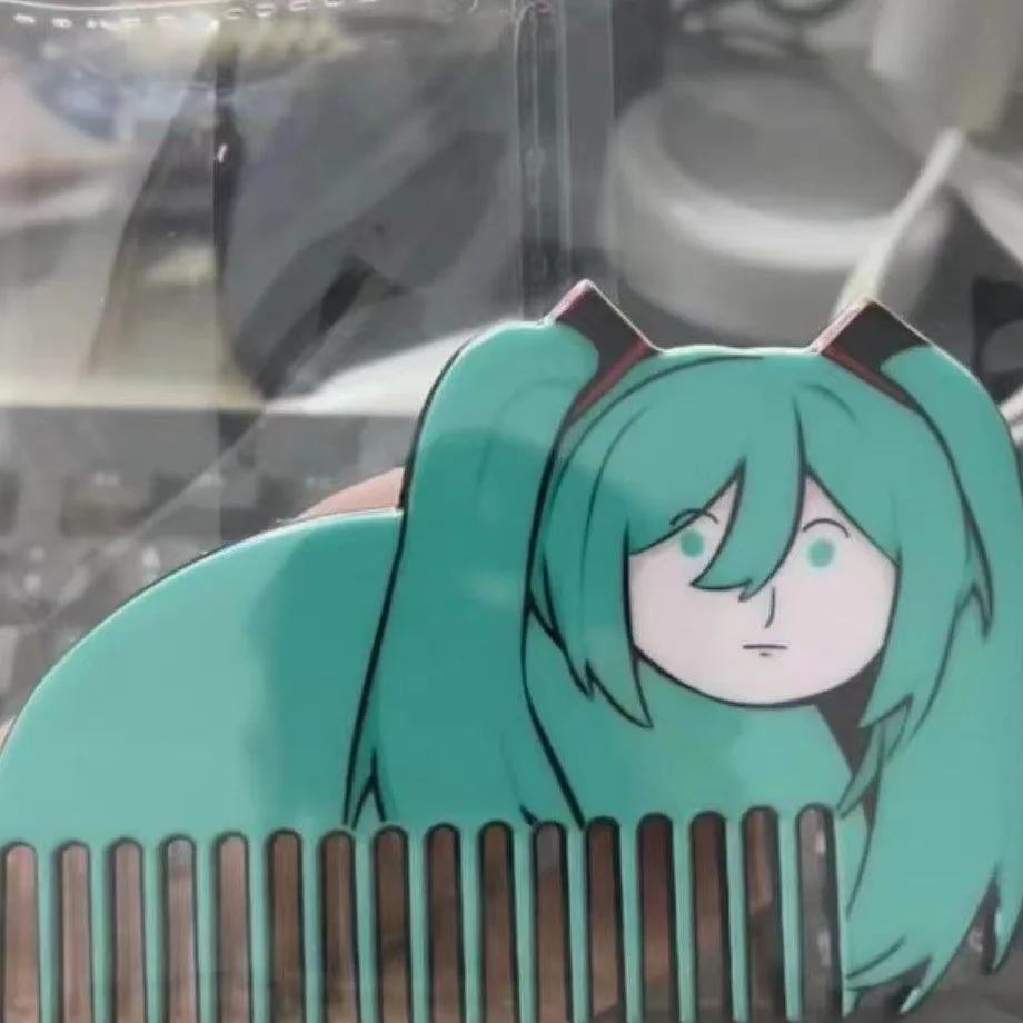 Kawaii Hatsune Miku Anime Figure with Double-Sided Comb - Cartoon Expression Pack, Perfect