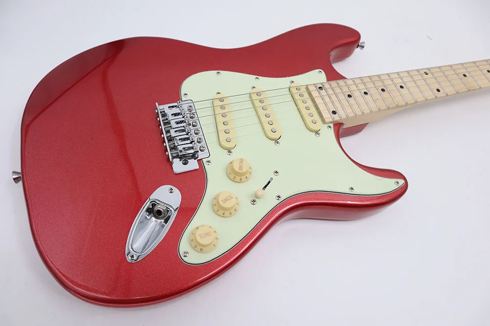 

China Red Colour Basswood Maple Yellow Pickguard Solo 6string Electric guitar