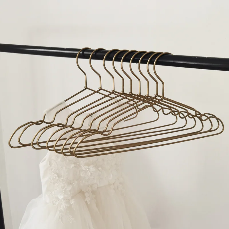 

10pcs Retro Bronze Coat Hangers Aluminum Alloy Anti-slip Clothes Dress Pants Storage Rack Adult Clothes Horse Wardrobe Organizer