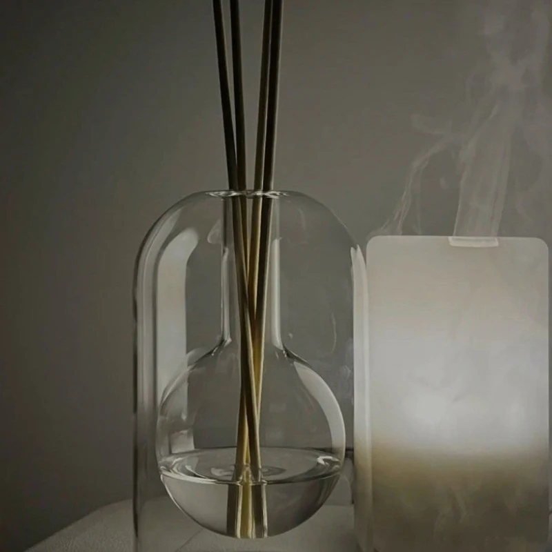 Modern Transparent Glass Aromatherapy Diffuser with Essential Oil Sticks