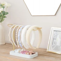 ชั้นวางที่คาดผม, อุปกรณ์จัดเก็บที่คาดผม, สายรัดผม, ห้องนอน, ของตกแต่งหอพักนักศึกษาหญิง 1