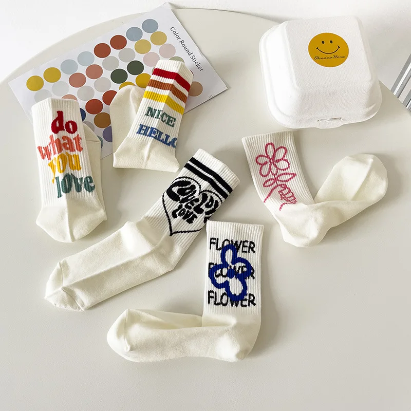 

Unisex Socks Women Men Striped White Cotton Sports Couple Socks Hip Hop Korean Streetwear Harajuku Street Fashion Calcetines