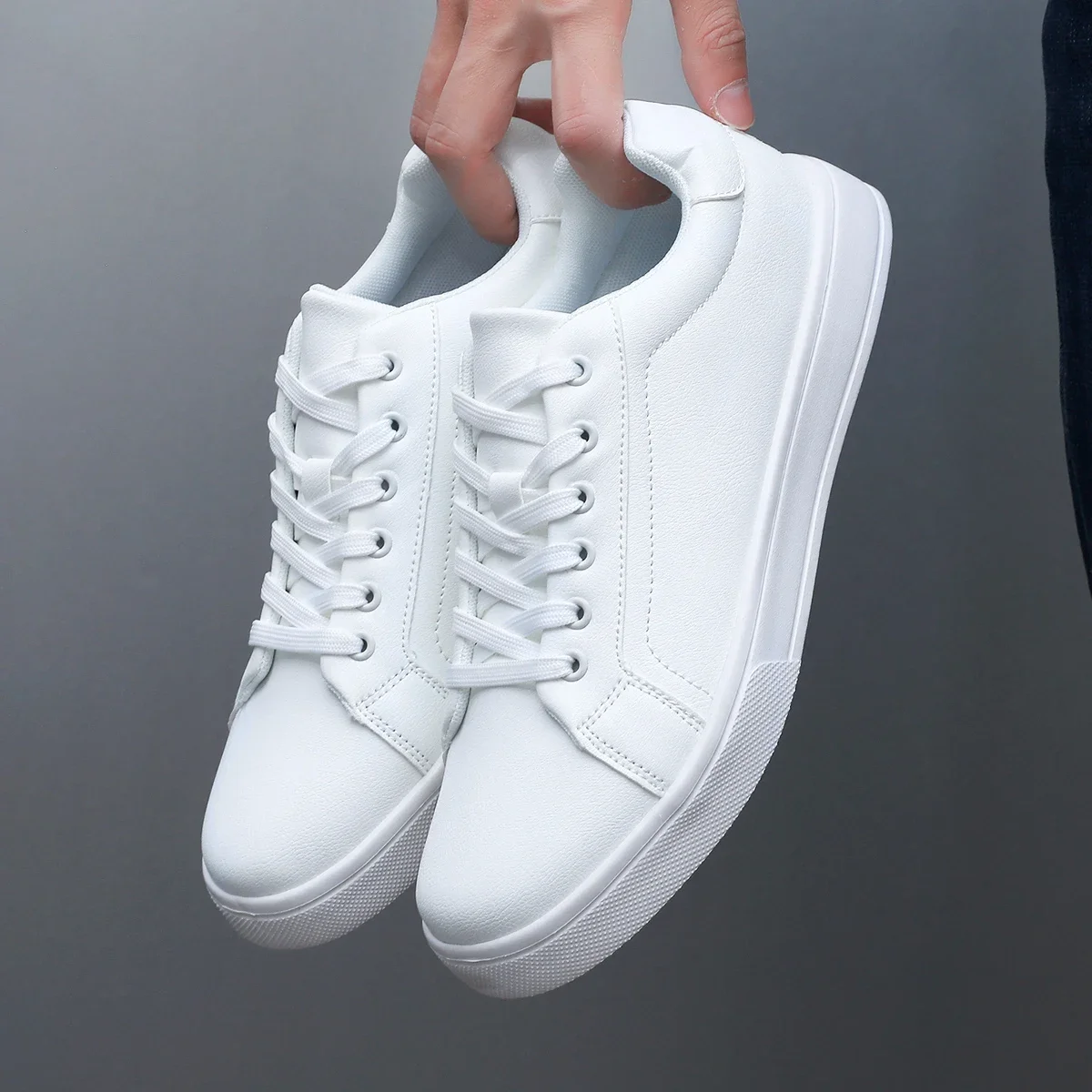Skateboarding Shoes Men's Lightweight White Black Sports Sneakers