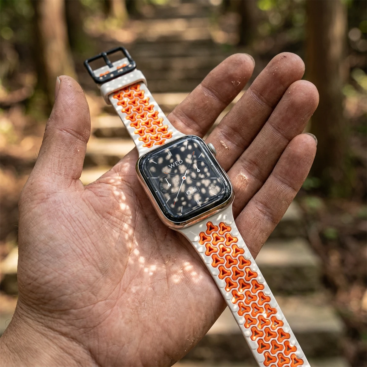 Breathable Silicone Two-Tone Adjustable Sport Band