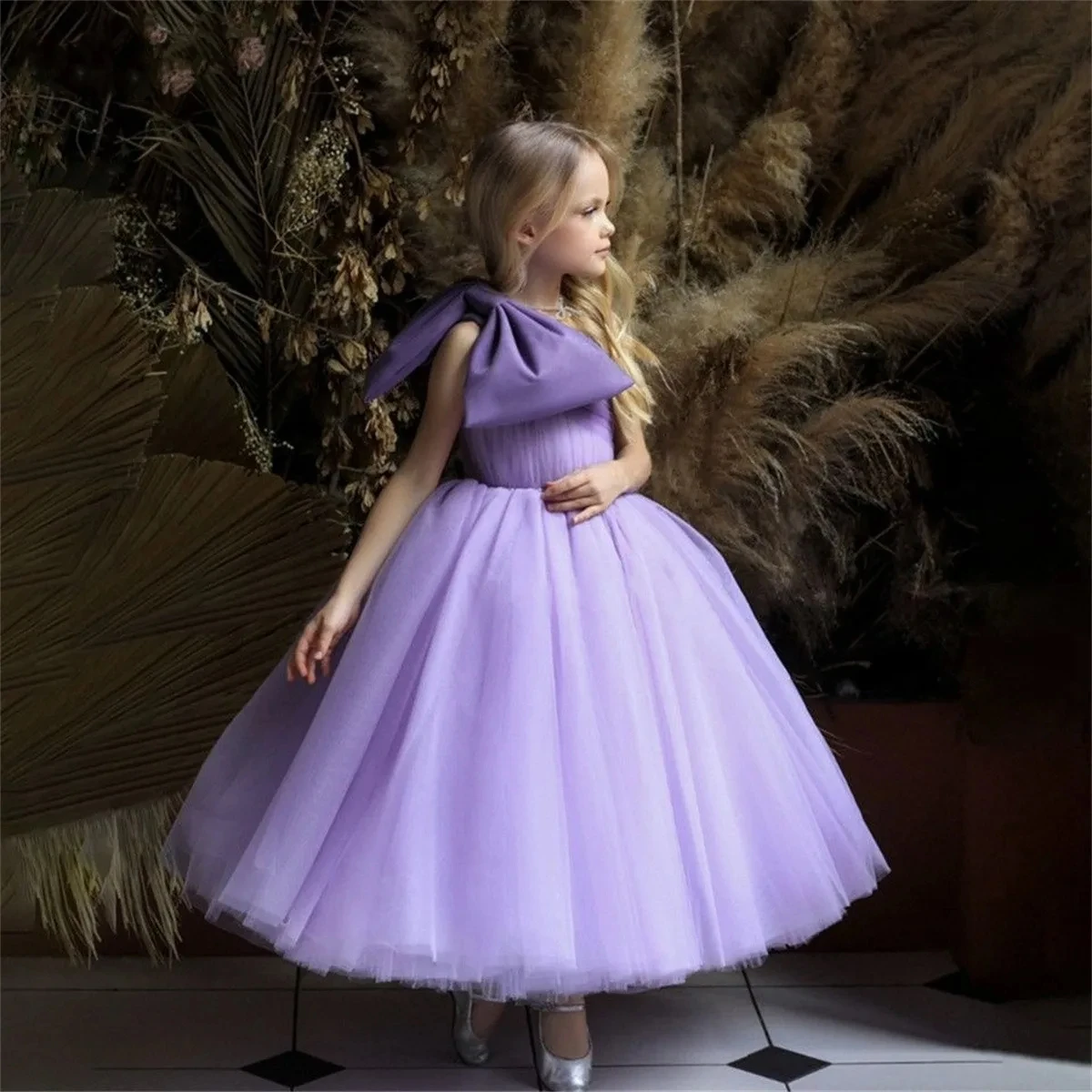 

One Shoulder Tulle Puffy Flower Girl Dress Ball Gown Big Bow Banquet First Communion Gown Cute Christmas Party Gown 2024
