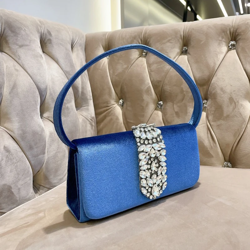 thumbnail image 1 of Bolsos de noche para mujer, bolsos de diseñador de lujo, monedero, novedad 2023, en satén adornado con imitación brillante, bandolera pequeña, 1 of 5
