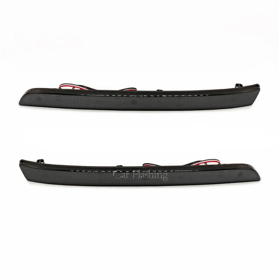 Aramox Lampada del riflettore, coppia di gruppo riflettore paraurti posteriore adatto per T5 2003-2011 OEM: 7E0945105/7E0945106(Rosso