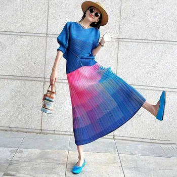 Abbigliamento da donna Primavera Estate Top pieghettato Moda Nuova gonna sfumata Set di abiti lunghi