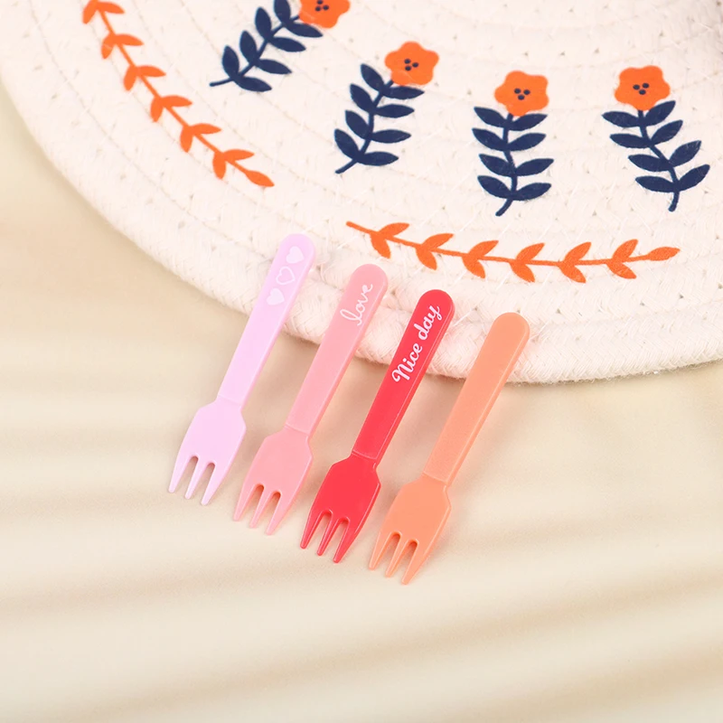 Description Picture 6 of item5Pcs Colorful Plastic Fruit Fork Mini Cartoon Children Snack Cake Dessert Food Fruit Pick Toothpick Bento Lunches Party Decor