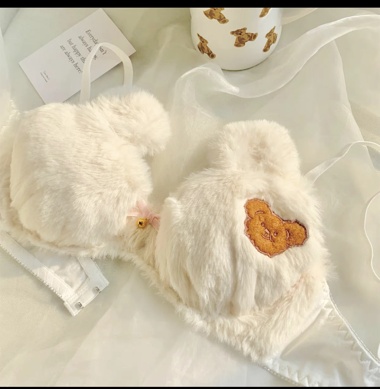 Girls' plush lolita brassiere Japanese cute no steel ring gathered bra suit comfortable and warm kawaii girl bra underwear large