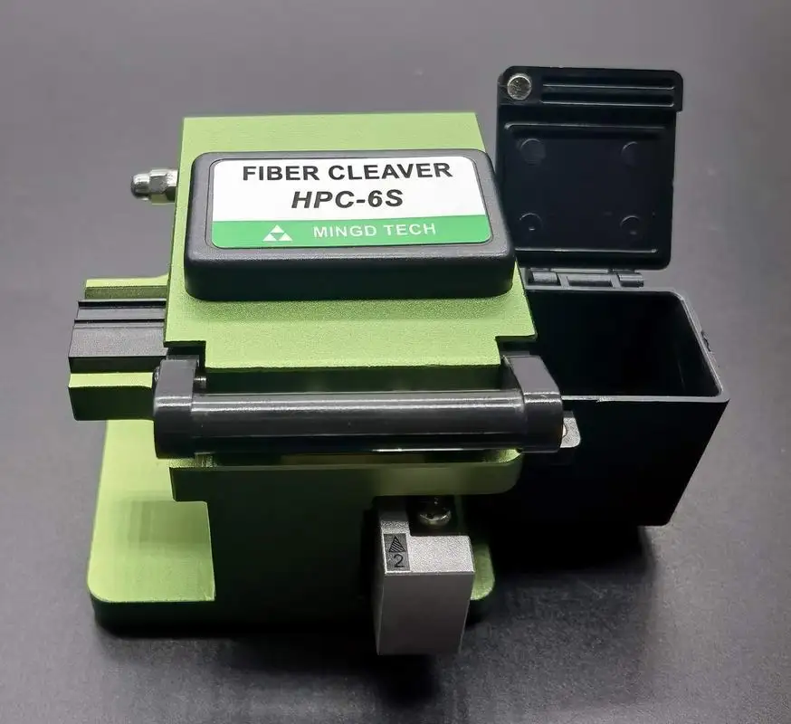 MDGTX Ribbon Fiber Cleaver HPC-6S With Ribbon Fiber Holder FH-60-12 1 on the left  High Quality And Efficiency