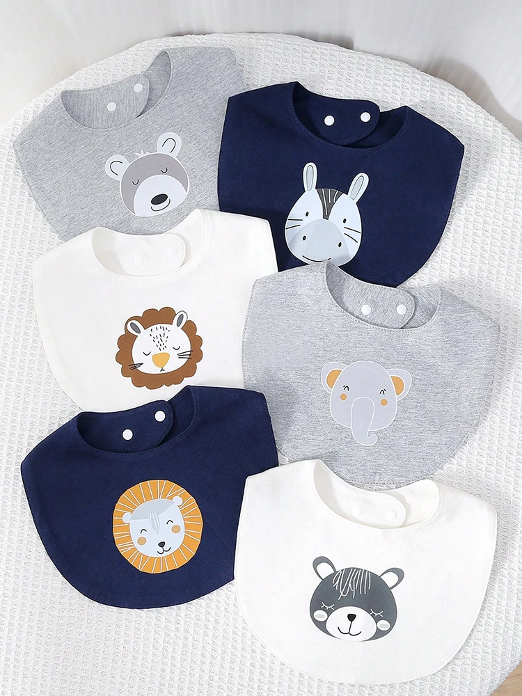 3 חתיכות של דפוס קריקטורה אקראי עבור בנים, מזון לתינוקות, bib, מגבת רוק, אביזרים לילדים