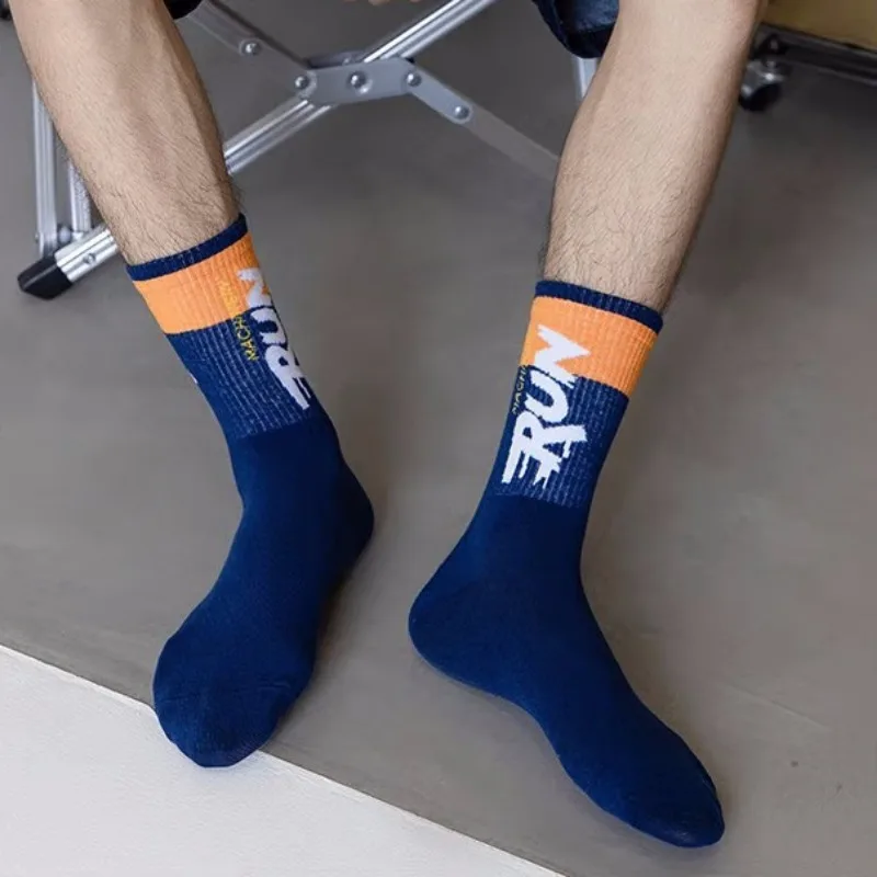 Men's Sport Socks Breathable Sweat-absorbing Running Basketball Socks Quick Dry Outdoor Sport Trend Mid Calf Cycling Socks