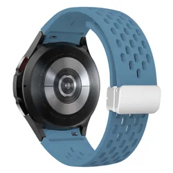 Magnetic Buckle Silicone Strap with No Gaps Bracelet Design for Watch 4 5 6 7 44MM (Premium blue-S)