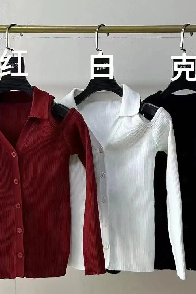 New Autumn and Winter Women's Clothing Lapel Sexy Off-the-shoulder V-neck Women's Long-sleeved Sweater Fashion Cardigan Knitwear