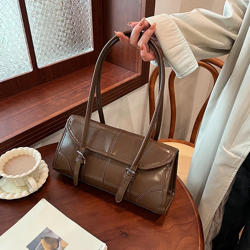 High End Burgundy Oil Wax Leather Underarm Bag Elegant Women's Magnetic Buckle Shoulder Bag Commuter Versatile Ladies Tote Bags