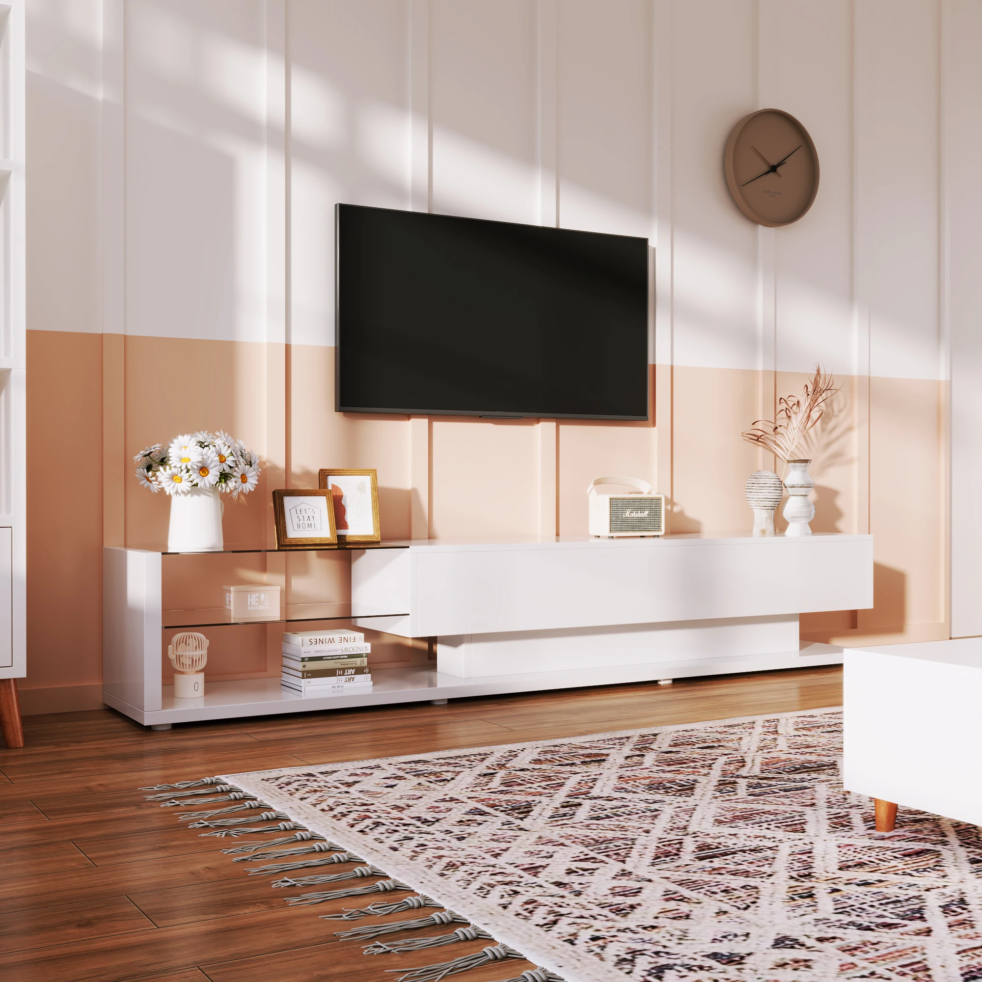 TV-Schränke, niedrige Paneele, hochglänzende weiße Glastrennwände und variable LED-Beleuchtung. Es kombiniert natürlicher, rustikaler Stil mit modern – Detail 8