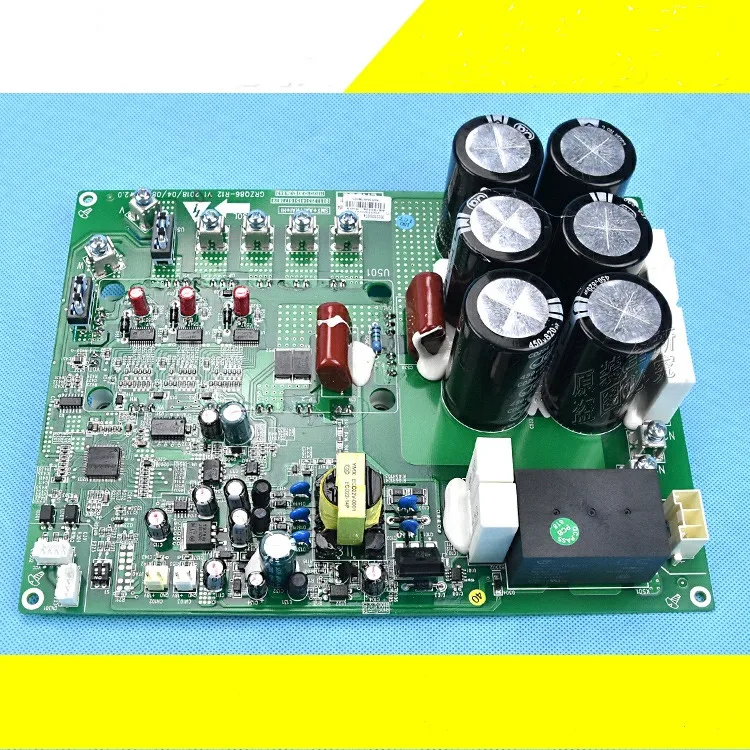 

Original Gree air conditioner multi line drive board frequency conversion board 3022300074 mainboard ZQ3330G module board