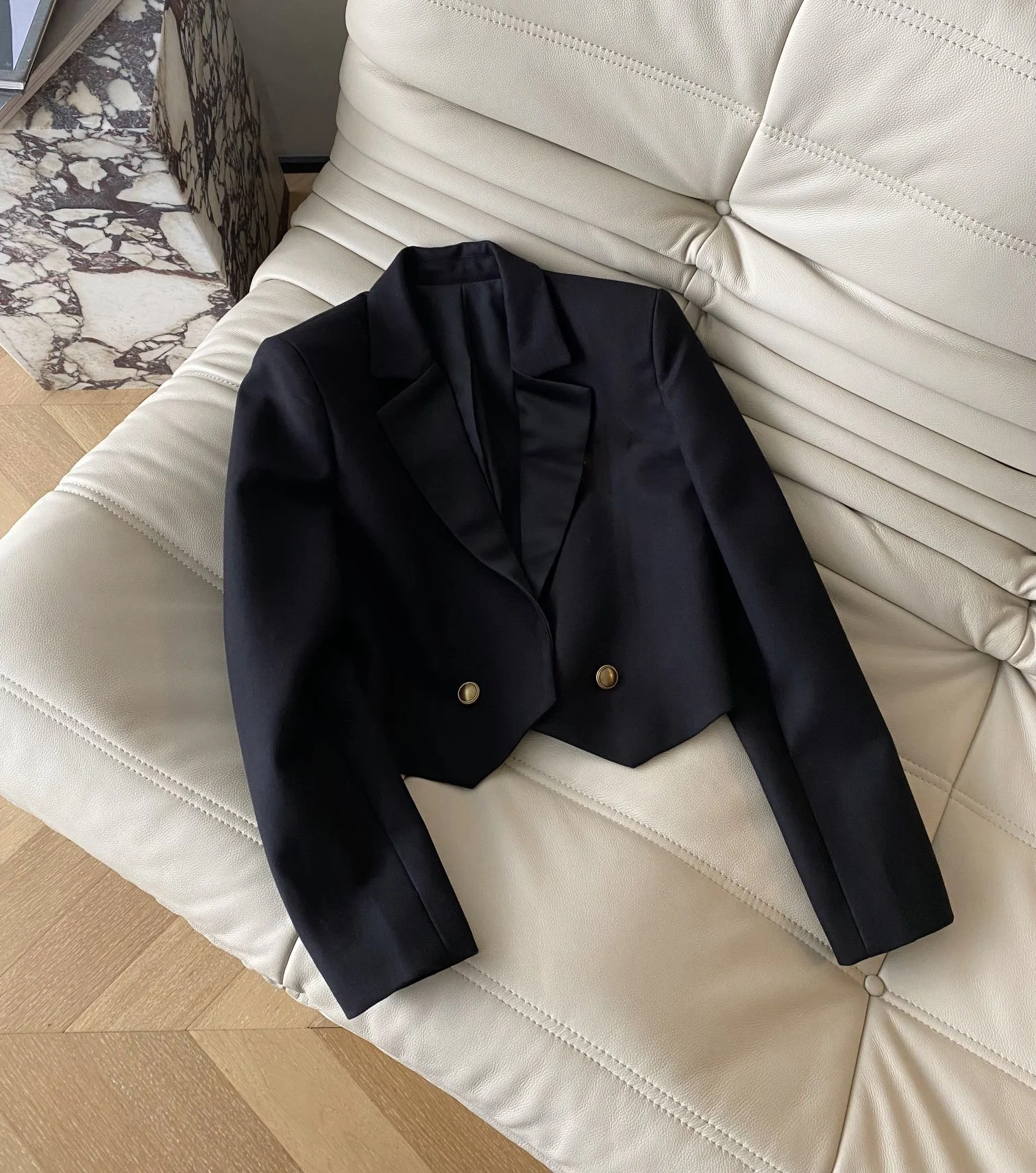 

Black wool short casual suit8142023