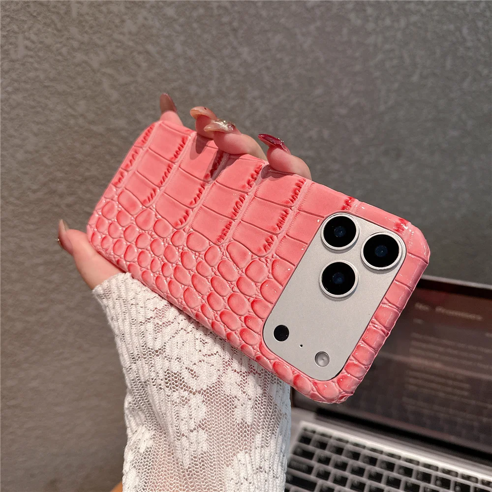 ตัวเลือกสินค้า เคส iPhone 17 Pro PU ลายจระเข้ หรูหรา ครึ่งหุ้ม