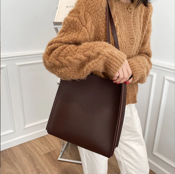 

2022 New Casual Chest Bag Shoulder Bag Fanny Pack Female Waist Pack Belt Waist Bag