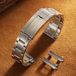Curved End Stainless Steel Watch Band Bracelet - 22mm (Silver)