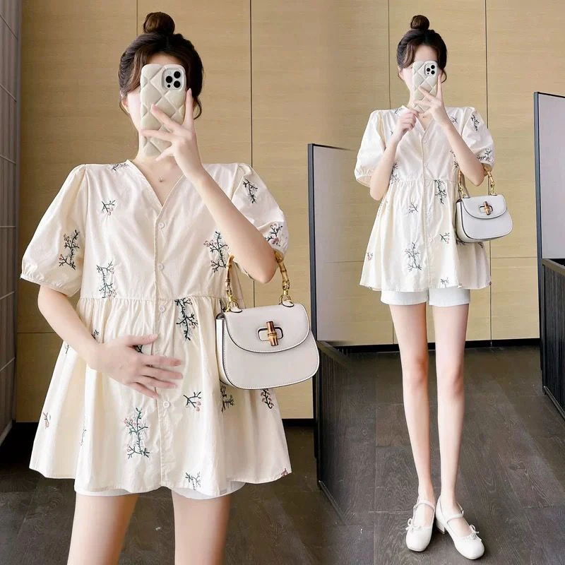 Maternity Suit Summer V-neck Top Belly-covering Top Fashionable Belly-supporting Shorts Maternity Two-piece Set