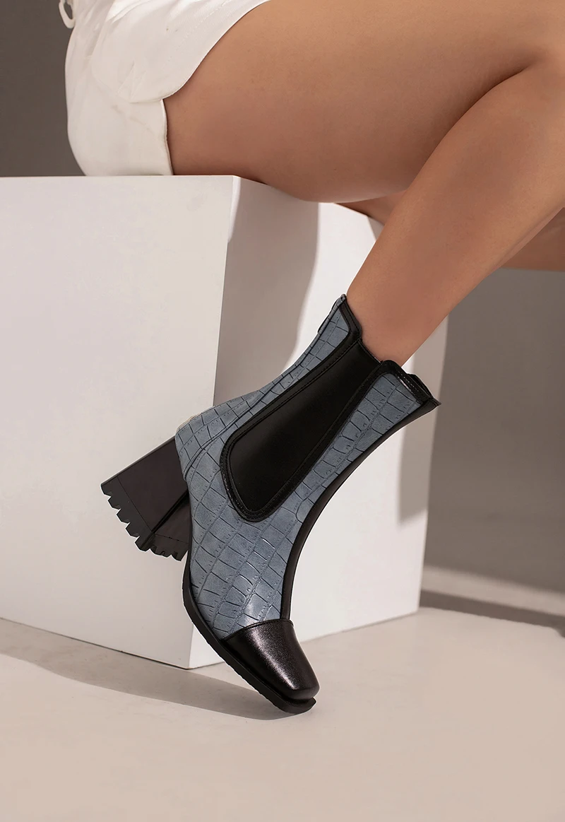 

Conical Thick Heel Flat Square Toe New Chelsea Boots Stone Pattern Striped Color Matching Plush Inner Zipper Women's Shoes