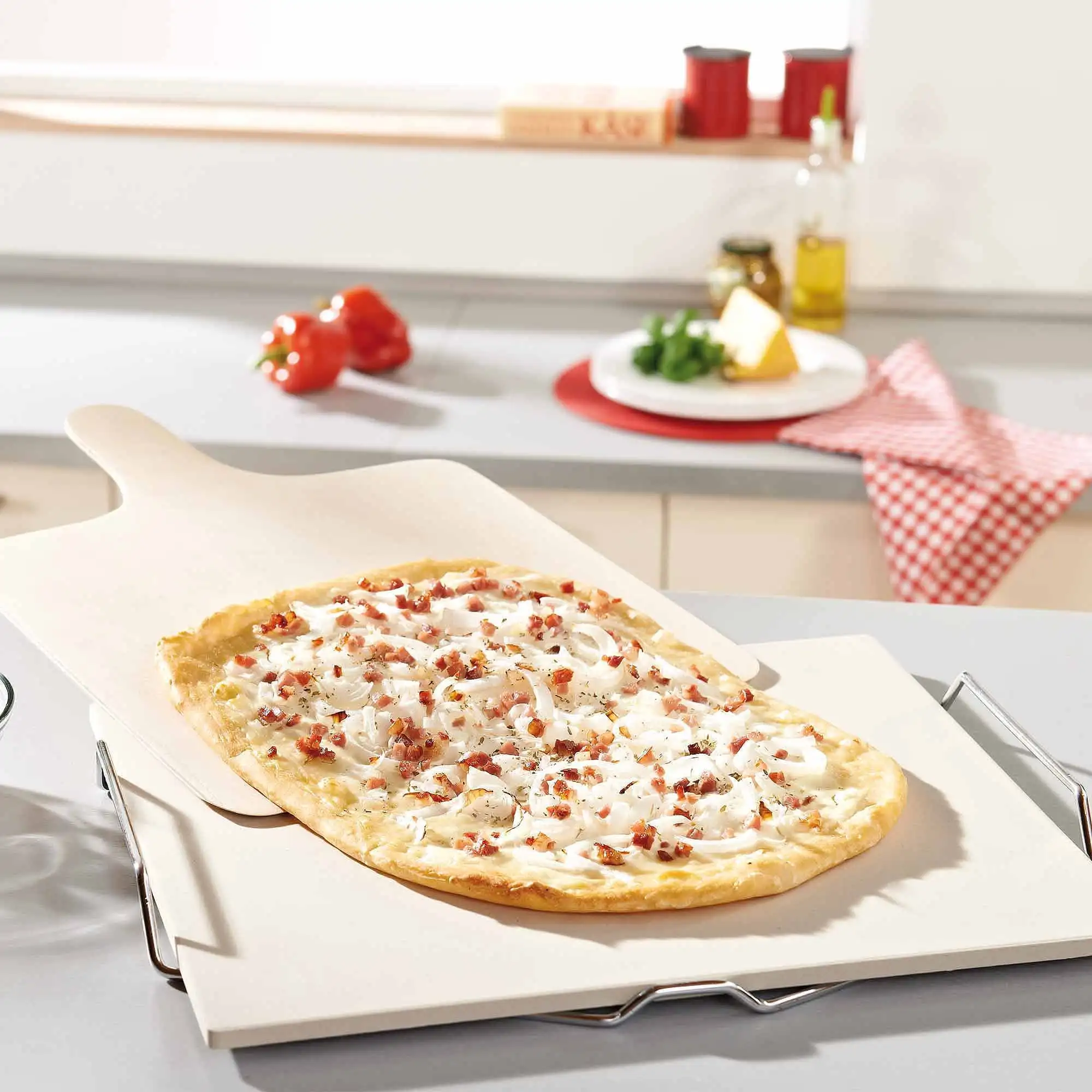 

Leifheit Large Square Ceramic Pizza Stone with Carrying Tray and Wooden Spatula, Grey