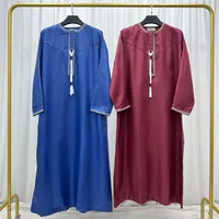 Mens Omani Thobe Solid Color Arabic Robe Round Neck Long Sleeve Traditional Saudi Islamic Wear with Tassel Trim