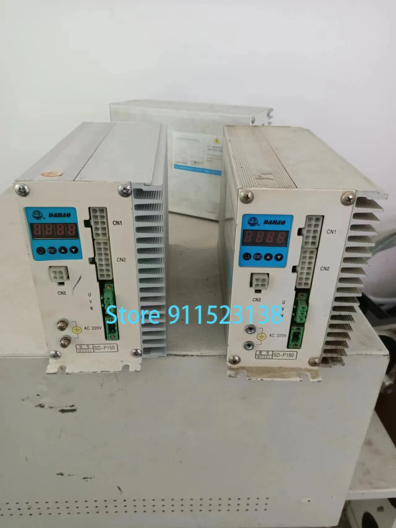 

Good Quality Chinese Embroidery Machine Spare Parts Original Good Condition Dahao AC Servo Motor Controller Driver SD-P150