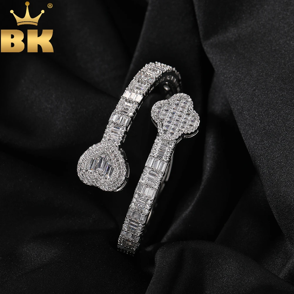 

TBTK Iced Out BaguetteCZ Four-Leaf-Clover With Heart Cuff Bangle Cubic Zirconia Luxury Wrist Rapper Hiphop Jewelry Punk Bracelet