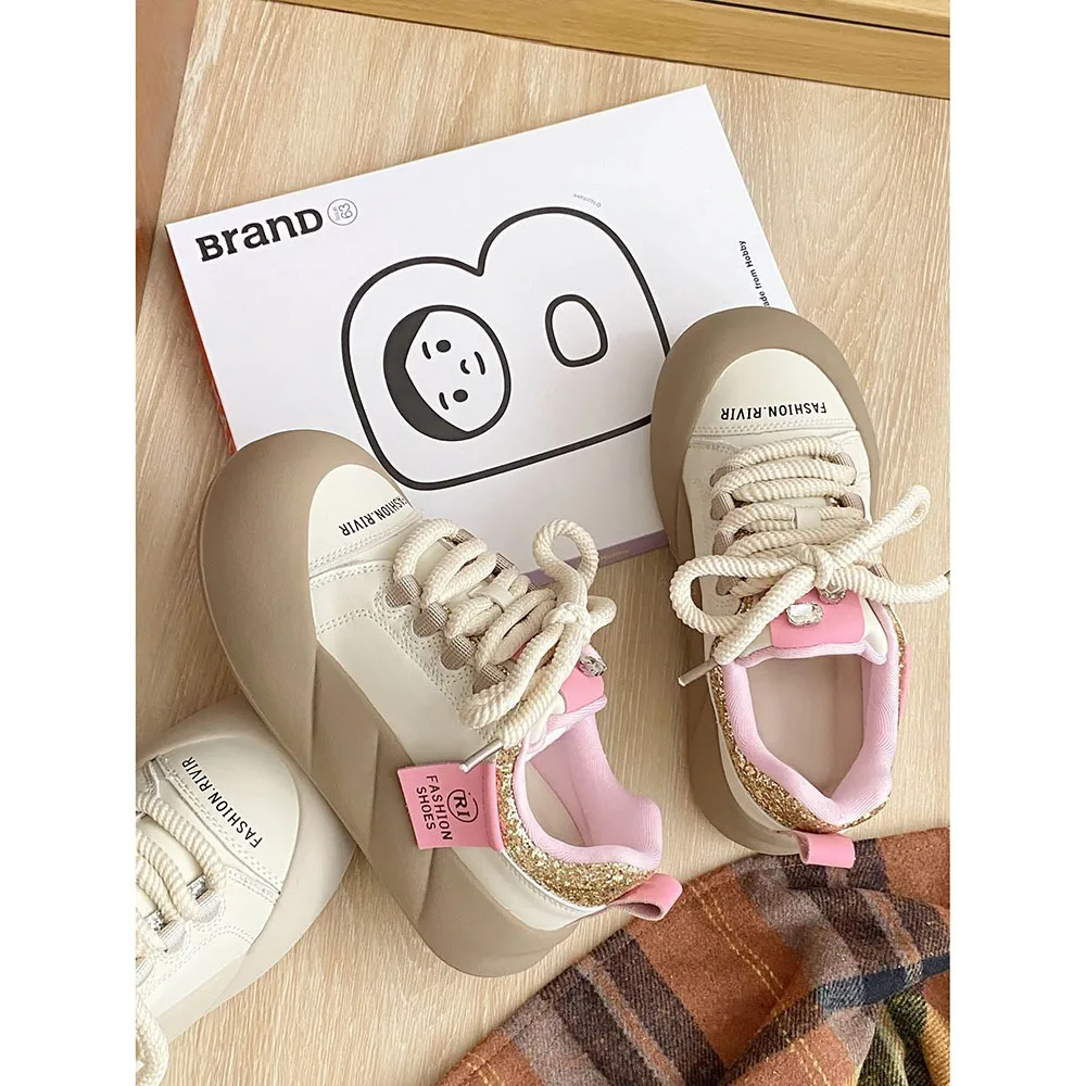 Solid Soft Sole Cute Women Casual Shoes 2024 Spring New Women Shoes Retro Beige Thick Sole Shoes Comfortable Fashionable 24-149