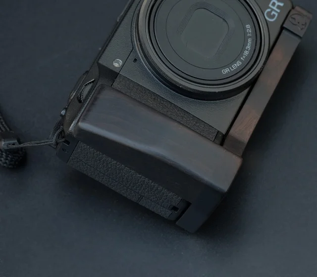 RICOH リコー GR3/GRⅢ/G3X用ハンドグリップ(黒檀/エボニー) RICOH リコー GR3/GRⅢ/G3X用ハンドグリップ(黒檀/エボニー)