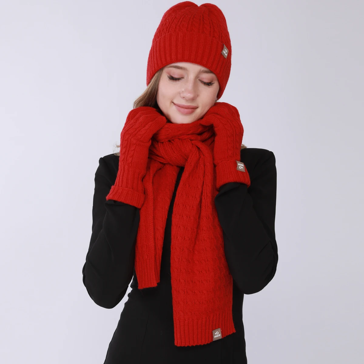 Women's 3-piece Knitted Hat Scarf Gloves Set