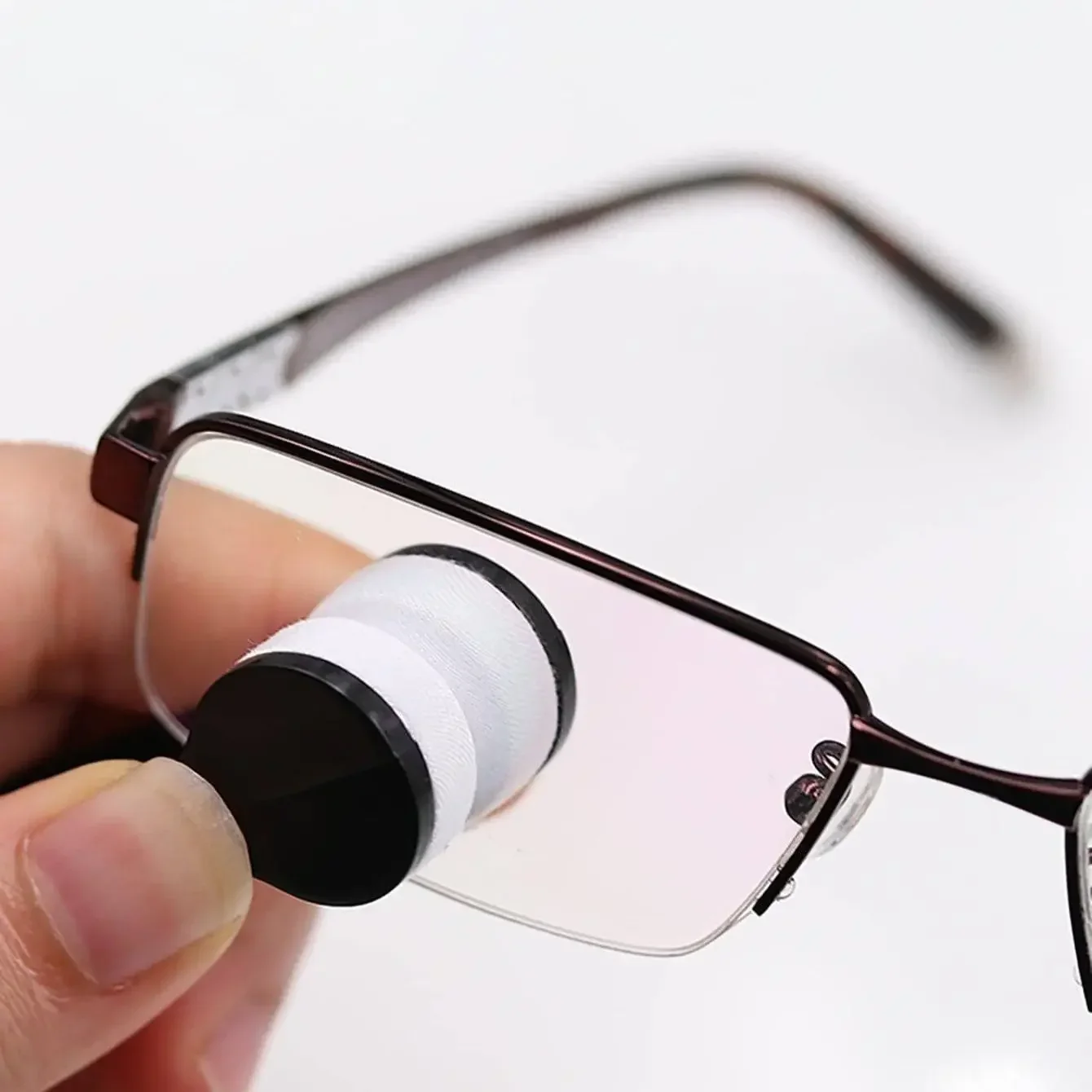 2pcs-Mini Portable Glasses Cleaning Brushes-Easy Grip Handle, Ideal for Home, Travel & Everyday Use-Effective Lens Cleaning Tool