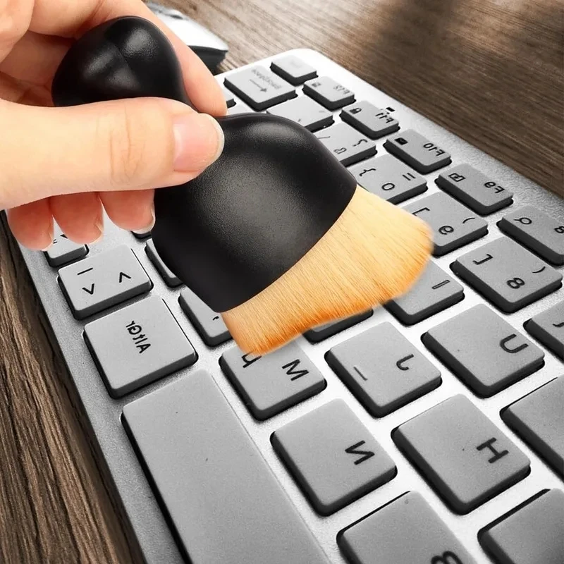 Microfiber Window and Venetian Blind Cleaning Brush