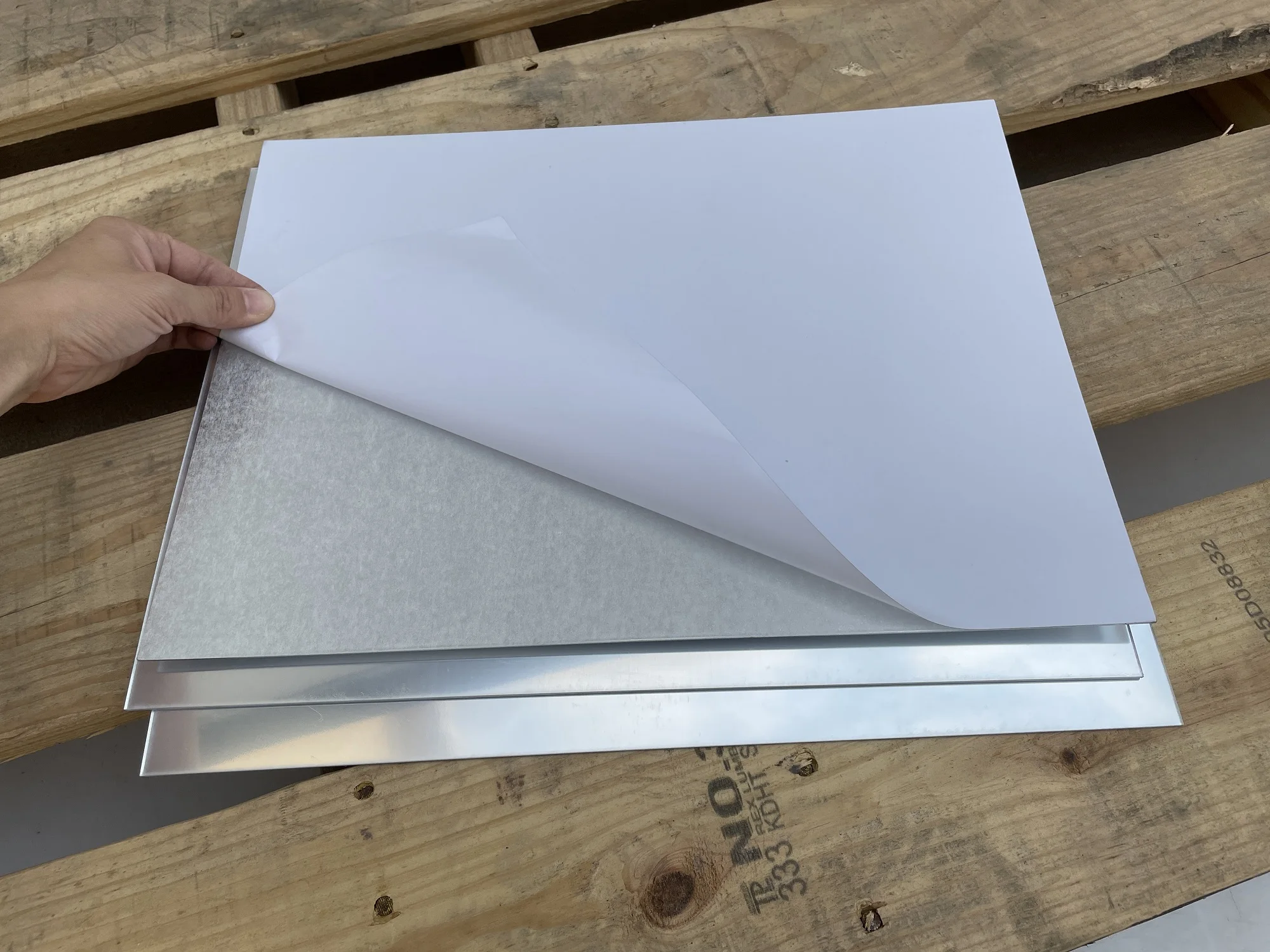 Miroir rectangulaire acrylique 600 x 5 x 400 mm - Réf. 005578