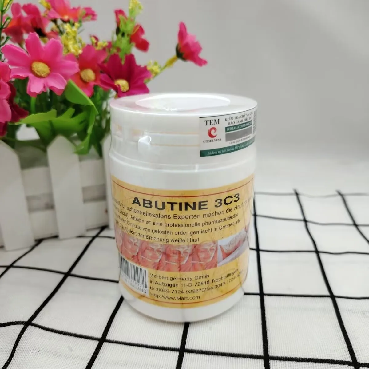 Abutine 3c3 Blanqueamiento Corporal 200g Reduce las imperfecciones de la piel oscura, hidrata, ilumina y suaviza la piel más bla