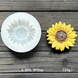 Versatile Silicone Mold Set with Floral and Heart Designs for Candles, Soap, and Chocolate Crafting (Small Sunflower)