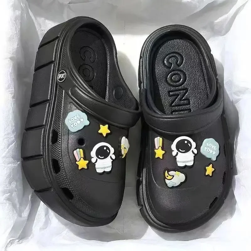 105 hole shoes spaceman-Black