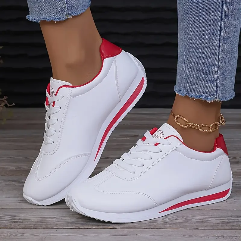 2026 Luxus Designer Damen Low-Heel Sneakers Modische Studenten-Römersneaker Herbst Neuer Stil Laufschuhe für Frauen