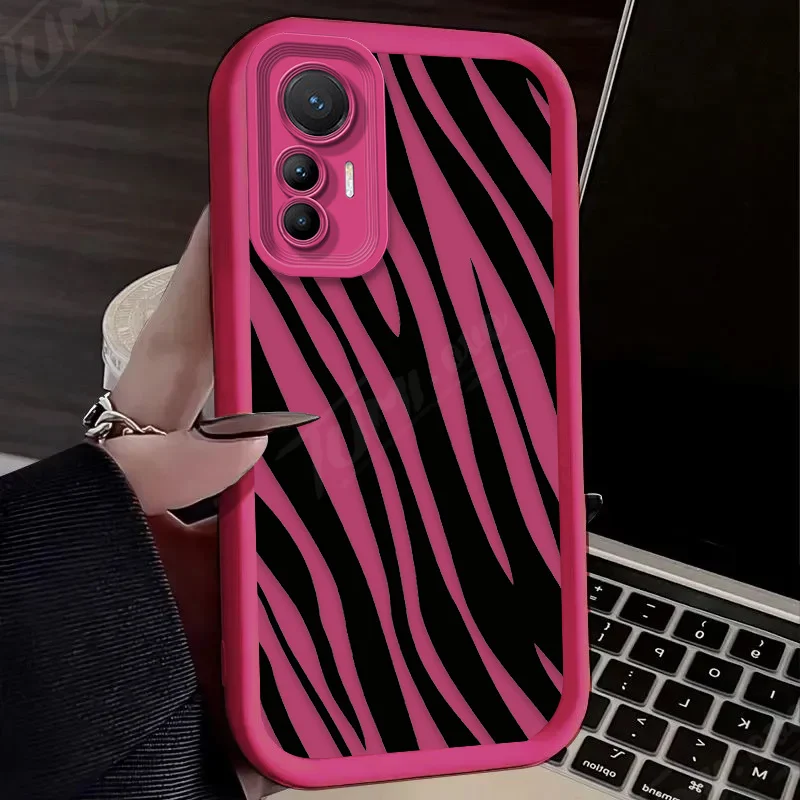Chic Black Leopard Zebra Print Phone Case