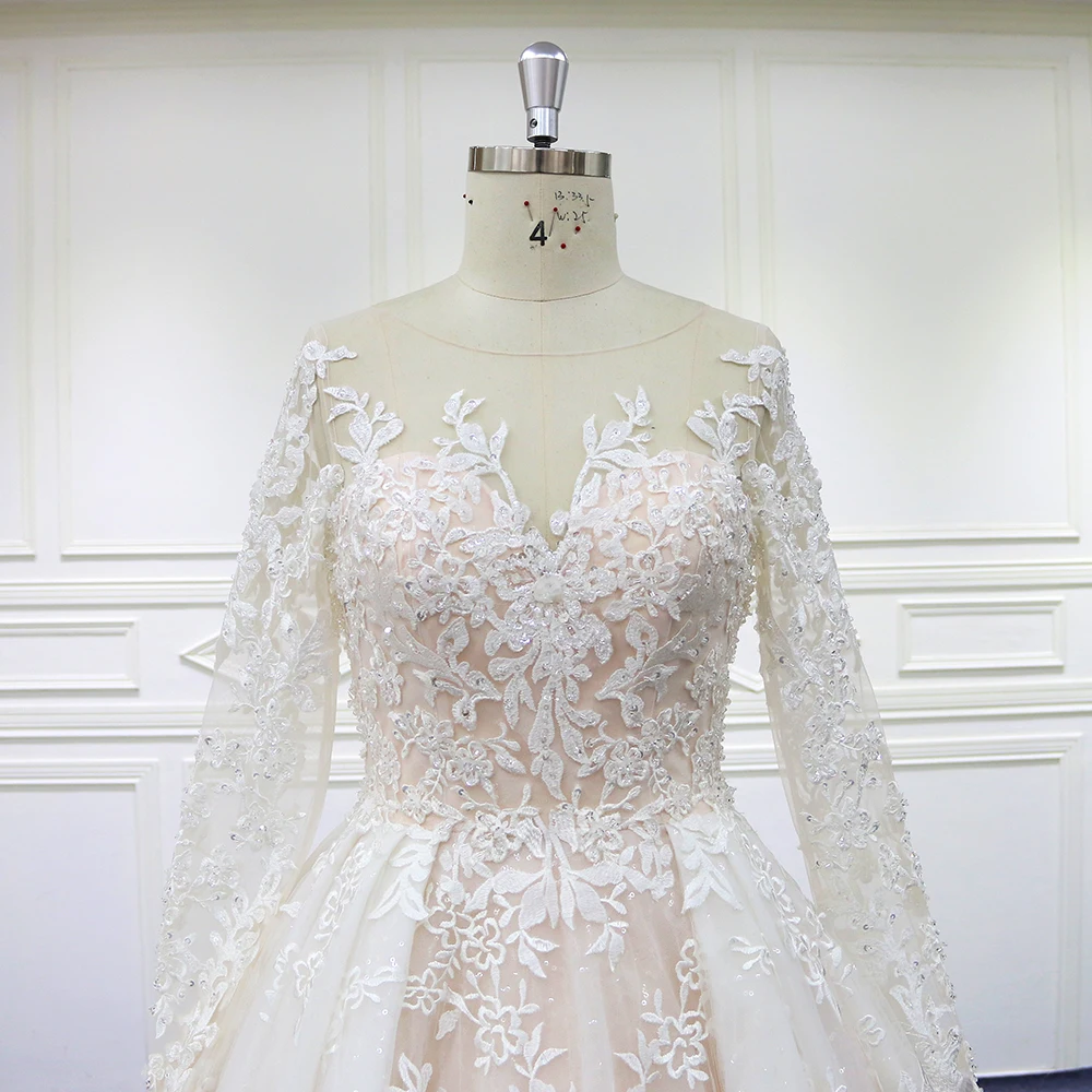 Рисунок 2 - Роскошное платье подружки невесты